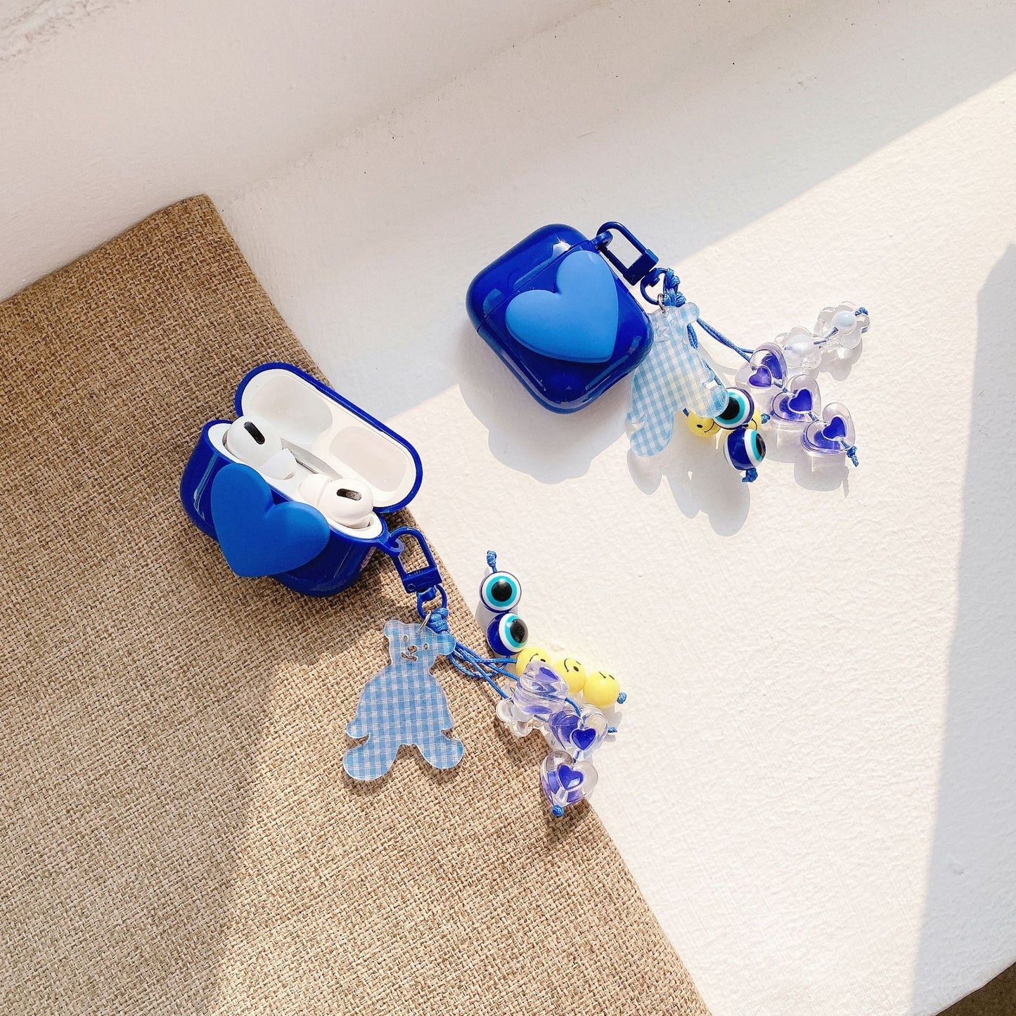 Suitable for airpods earphone protective shell soft blue love pendant bear