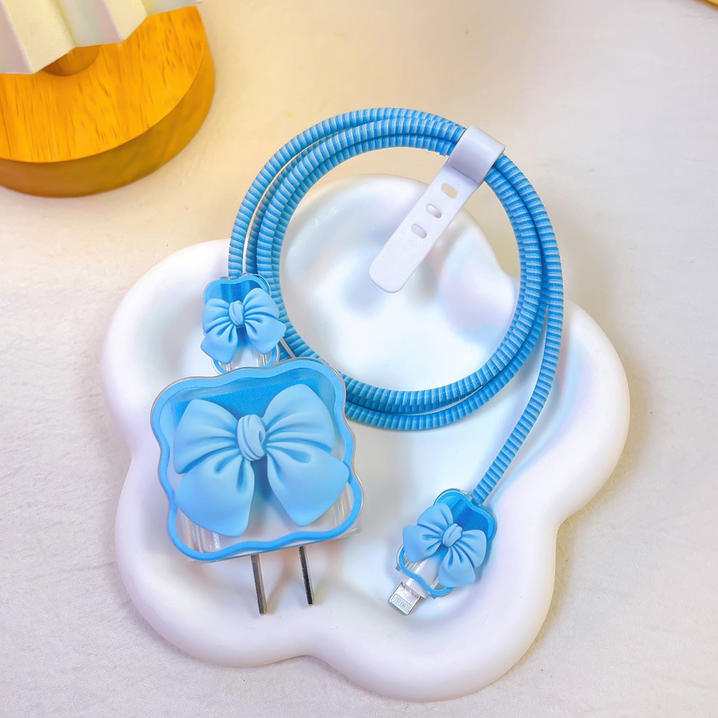 Wave type iPhone charger protective cover charging head data cable three-dimensional bow